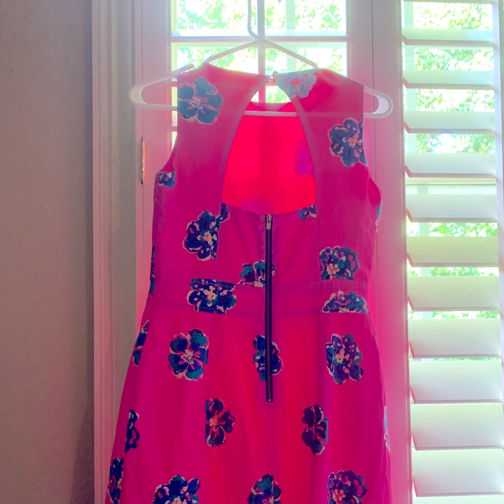 Lilly Pulitzer floral shift dress - Picture 2 of 3